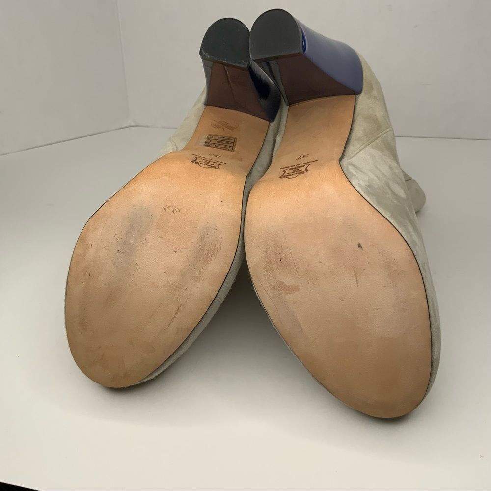 CARVEN high heel suede booties. - Picture 11 of 12